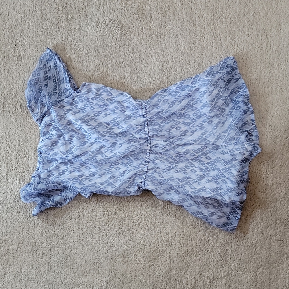 Abercrombie Kids Blue and White Summer Romper size 5/6